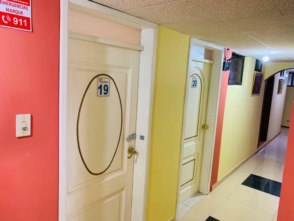 Hostal Rosita Latacunga Eksteriør bilde